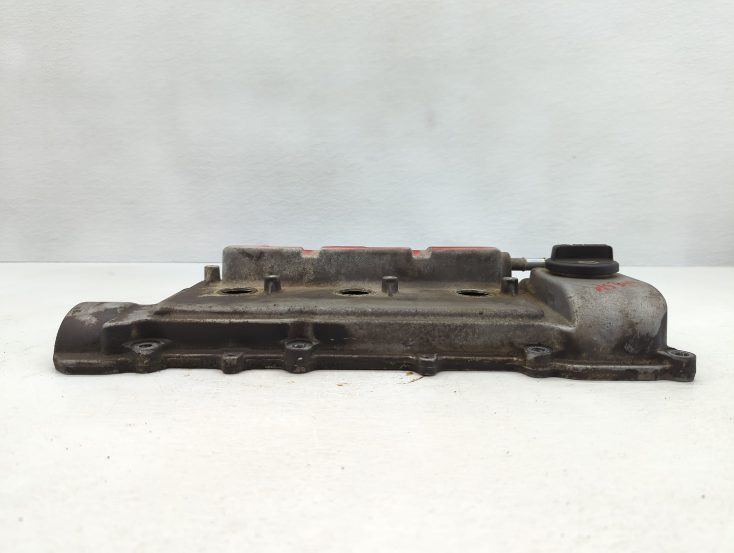 1996 Toyota Camry Driver Left Cylinder Head Valve Cover Fits OEM Used Auto Parts - Oemusedautoparts1.com