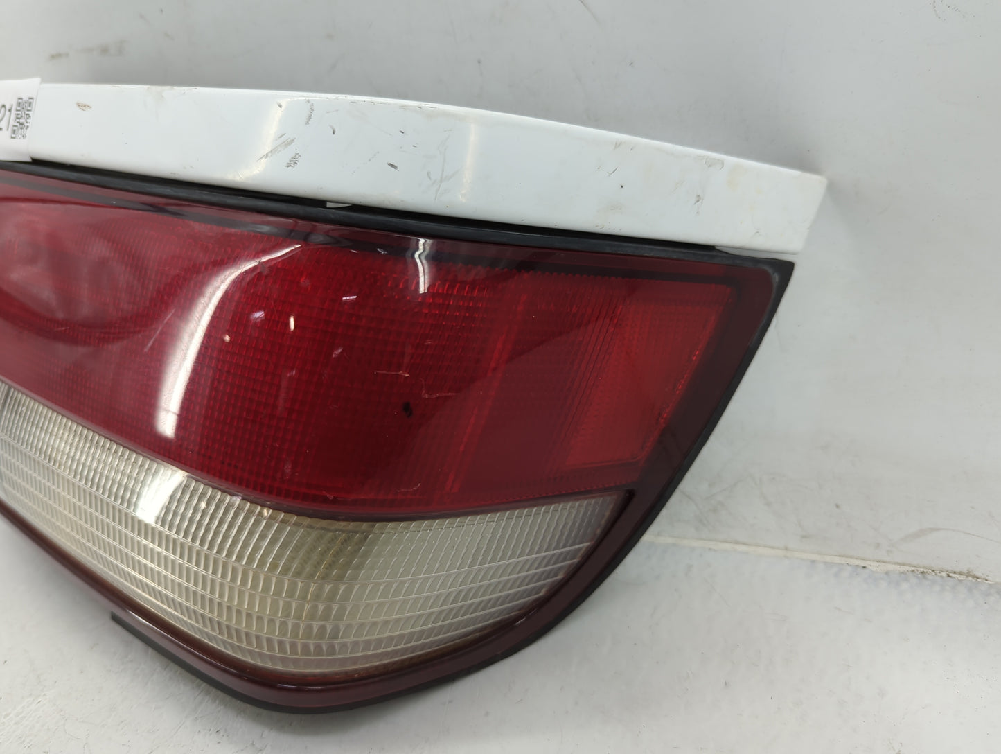 1996-1997 Toyota Corolla Tail Light Assembly Passenger Right OEM Fits Fits 1996 1997 OEM Used Auto Parts - Oemusedautoparts1