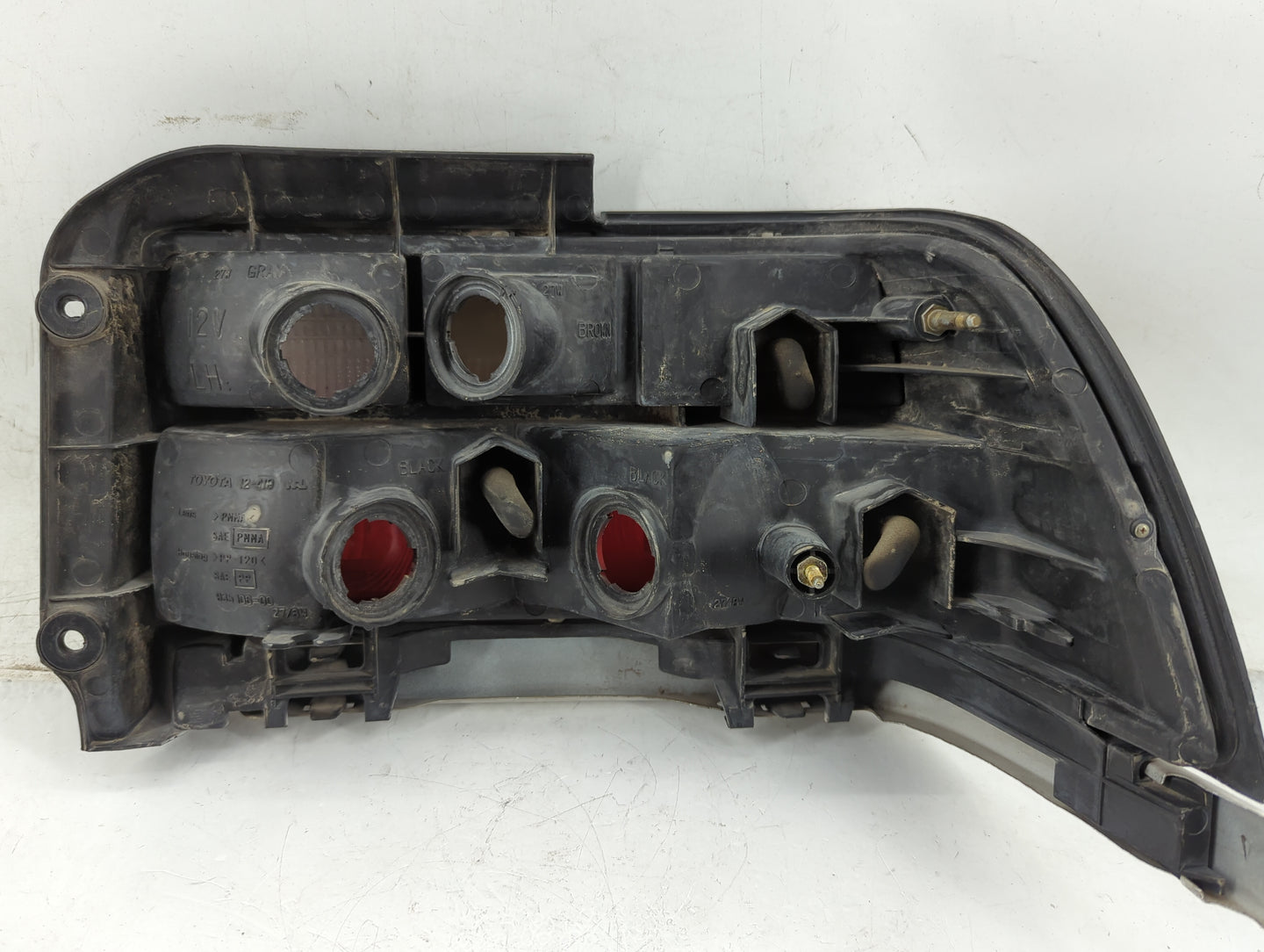 1996-1997 Toyota Corolla Tail Light Assembly Passenger Right OEM Fits Fits 1996 1997 OEM Used Auto Parts - Oemusedautoparts1