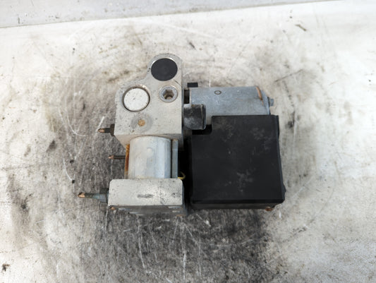 1996 Volvo 960 ABS Pump Control Module Replacement Fits OEM Used Auto Parts - Oemusedautoparts1.com