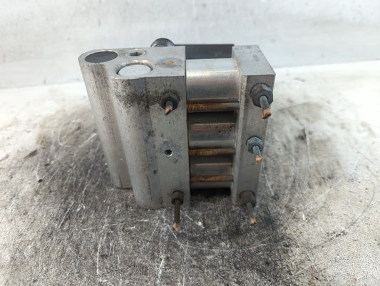 1996 Volvo 960 ABS Pump Control Module Replacement Fits OEM Used Auto Parts