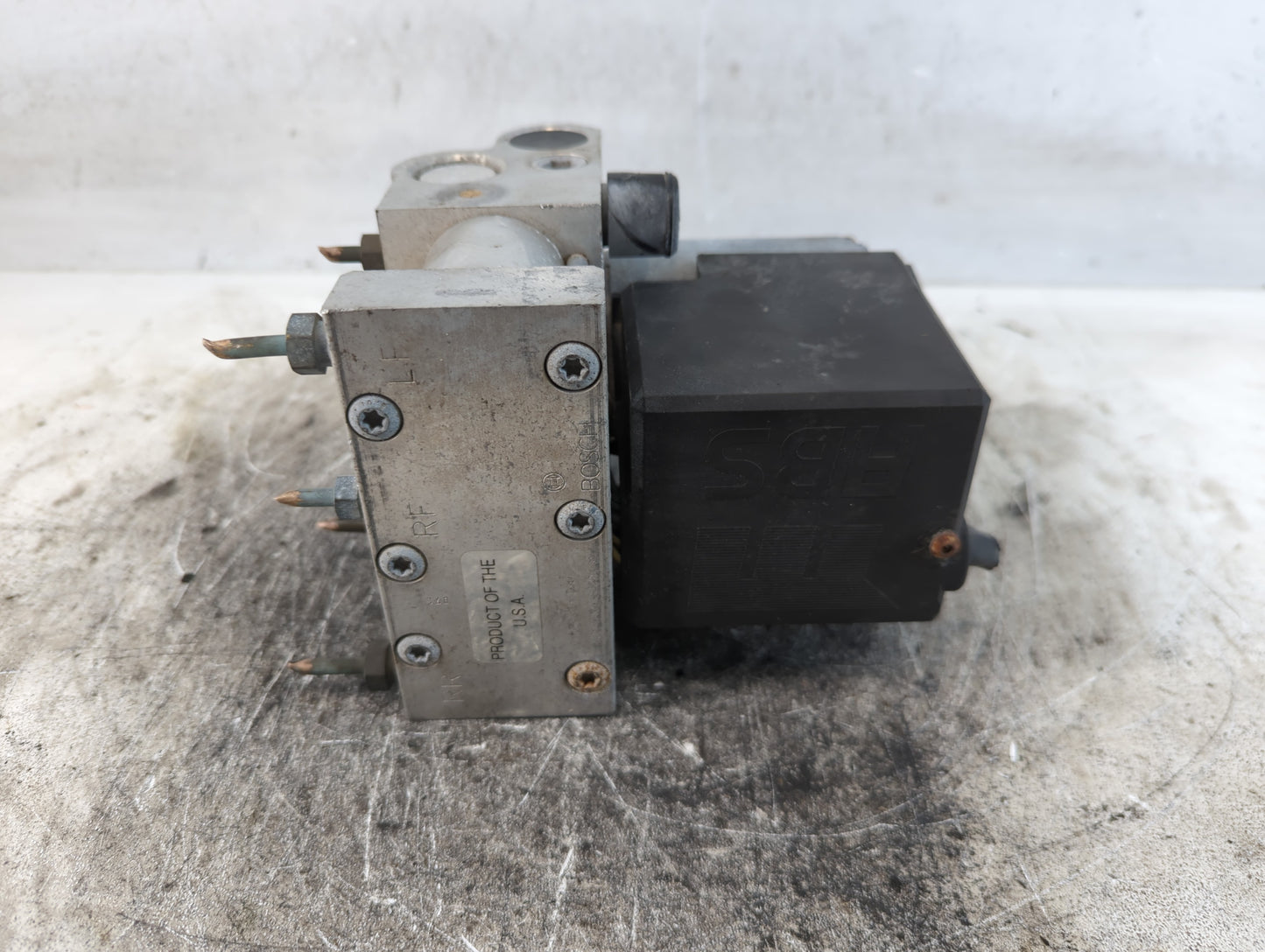 1996 Volvo 960 ABS Pump Control Module Replacement Fits OEM Used Auto Parts - Oemusedautoparts1.com