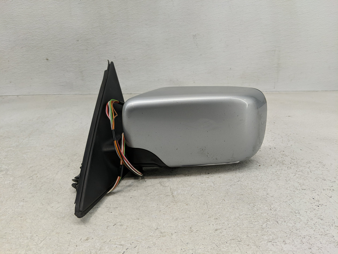1997 Bmw 540i Side Mirror Replacement Driver Left View Door Mirror P/N:E10117353 E10117352, E10117351 Fits OEM Used Auto Par