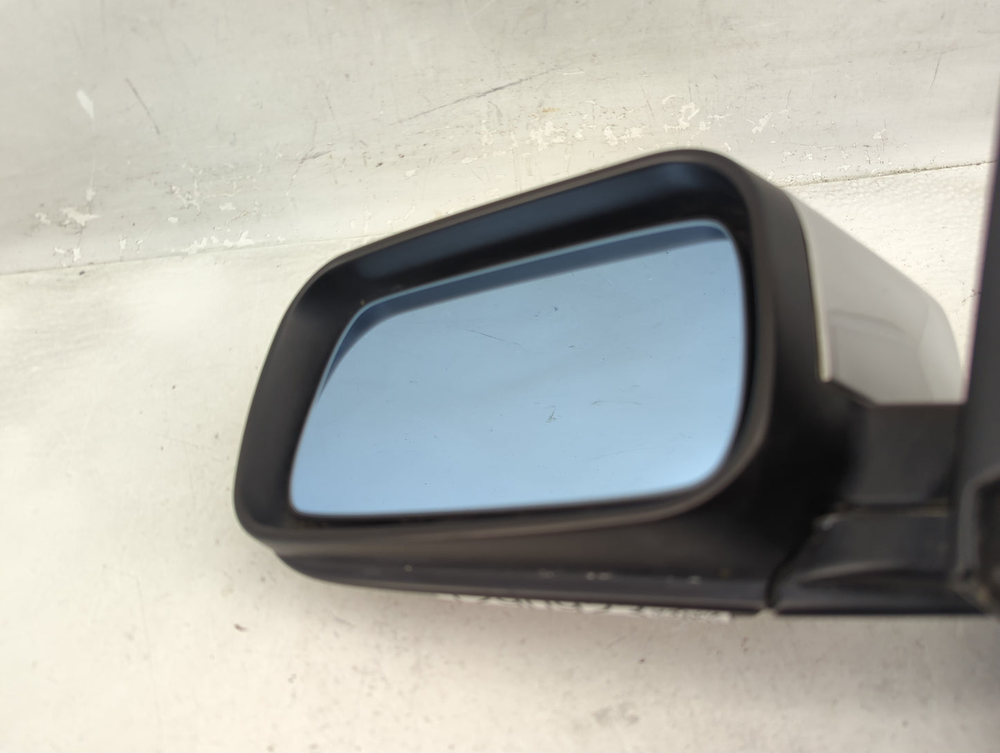 1997 Bmw 540i Driver Side View Mirror - Left Door Mirror OEM Used - Oemusedautoparts1.com