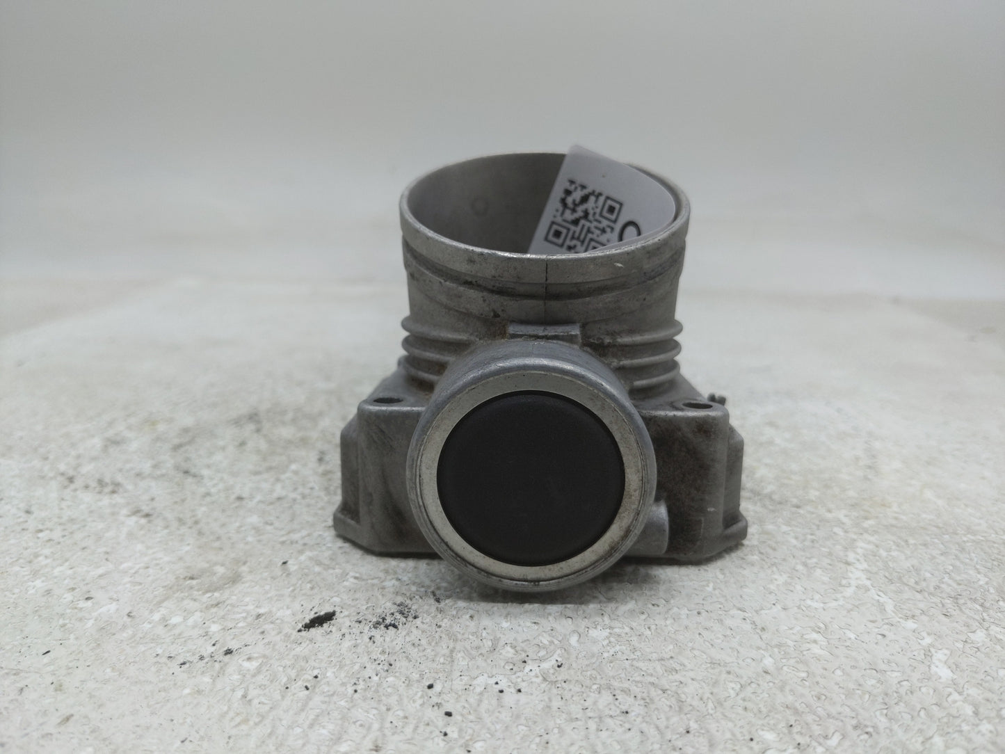 1997 Bmw M8 Throttle Body P/N:5WK90821 Fits OEM Used Auto Parts - Oemusedautoparts1.com