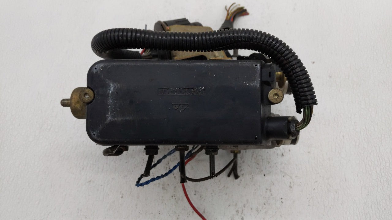 1997-1998 Bmw Z3 ABS Pump Control Module Replacement P/N:34511164095 34.51-1164 095 Fits Fits 1997 1998 1999 OEM Used Auto P