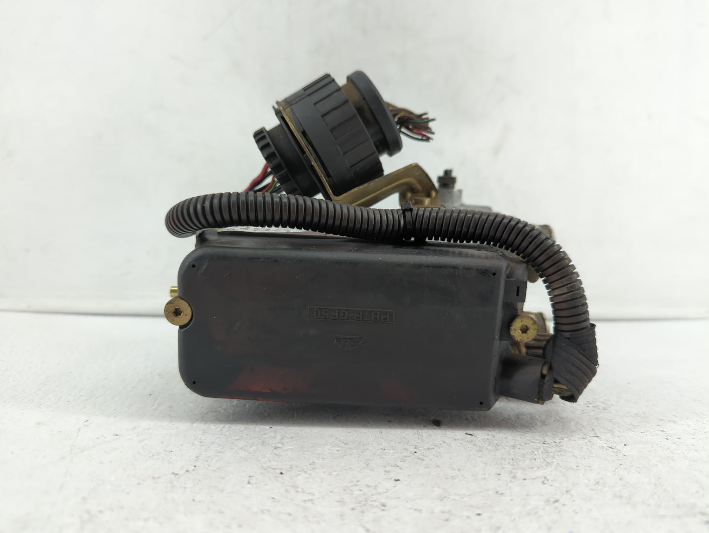 1997-1998 Bmw Z3 ABS Pump Control Module Replacement P/N:34.51-1164 095 F22137 Fits Fits 1997 1998 1999 OEM Used Auto Parts 