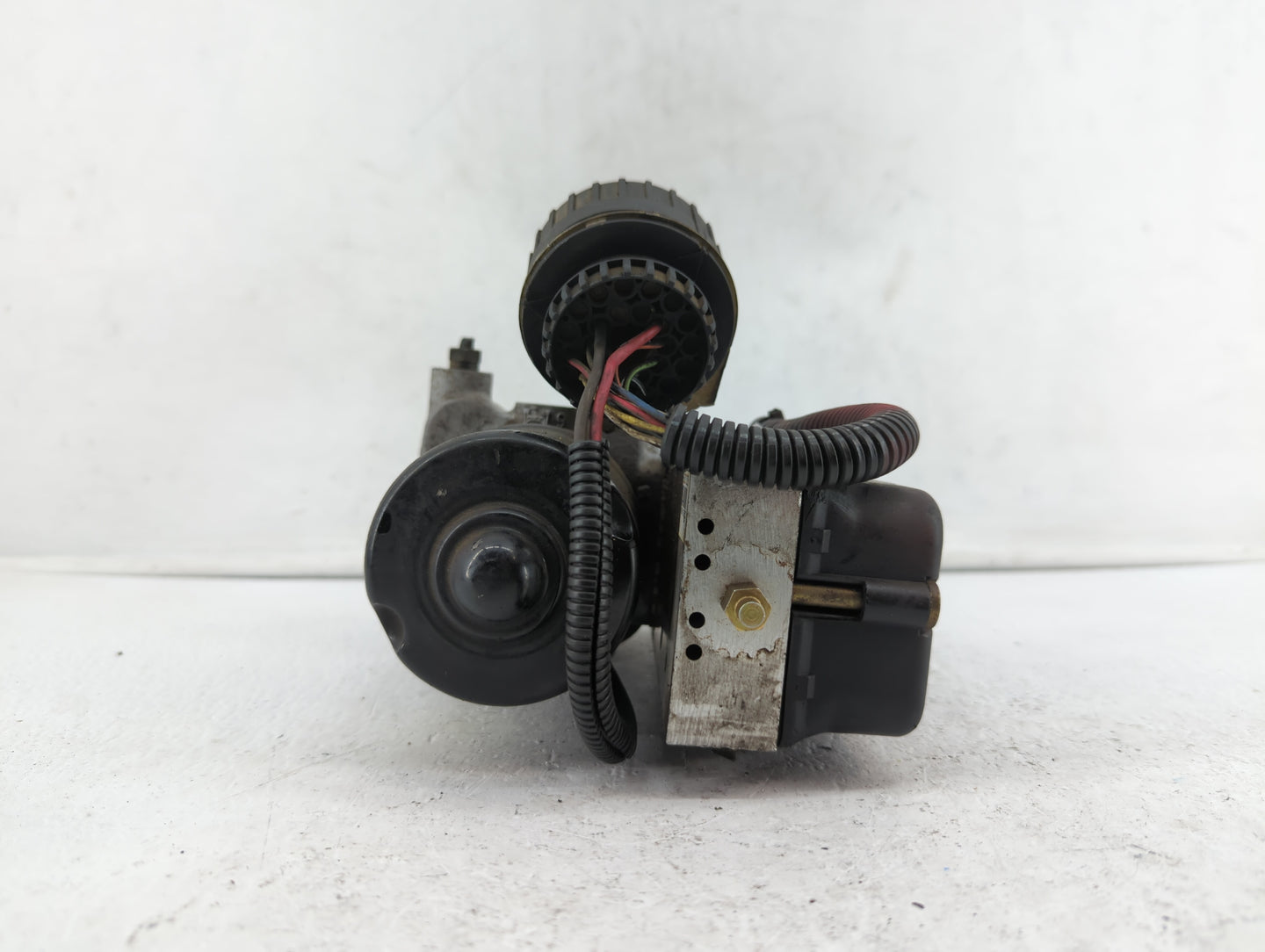 1997-1998 Bmw Z3 ABS Pump Control Module Replacement P/N:34.51-1164 095 F22137 Fits Fits 1997 1998 1999 OEM Used Auto Parts 