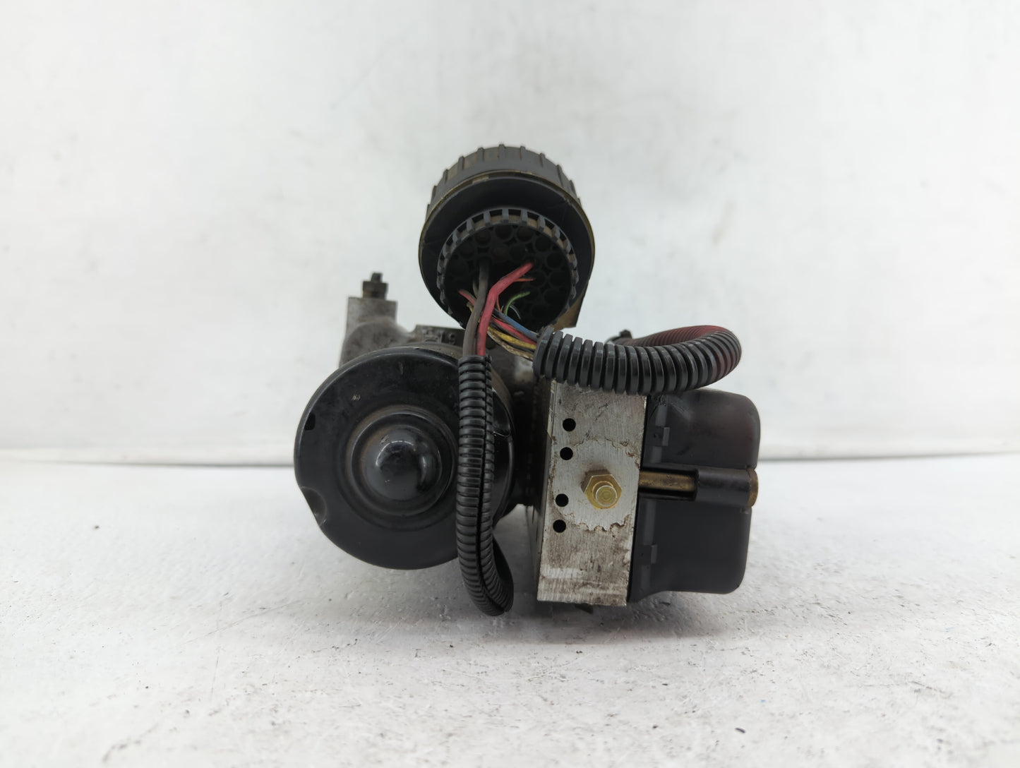 1997-1998 Bmw Z3 ABS Pump Control Module Replacement P/N:34.51-1164 095 F22137 Fits Fits 1997 1998 1999 OEM Used Auto Parts 