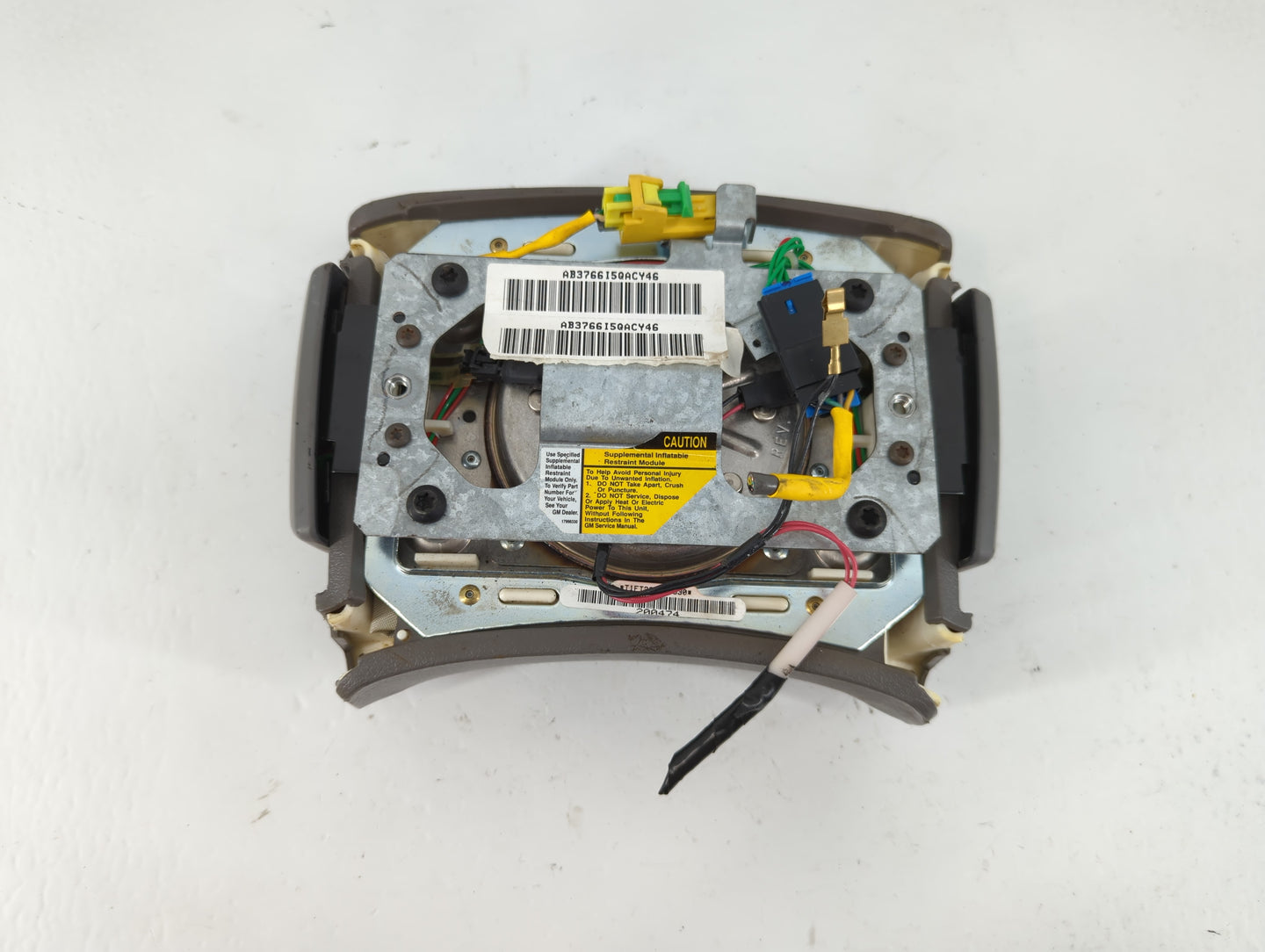 1995-1997 Buick Lesabre Air Bag Driver Left Steering Wheel Mounted P/N:AB376615QACY46 Fits Fits 1995 1996 1997 OEM Used Auto