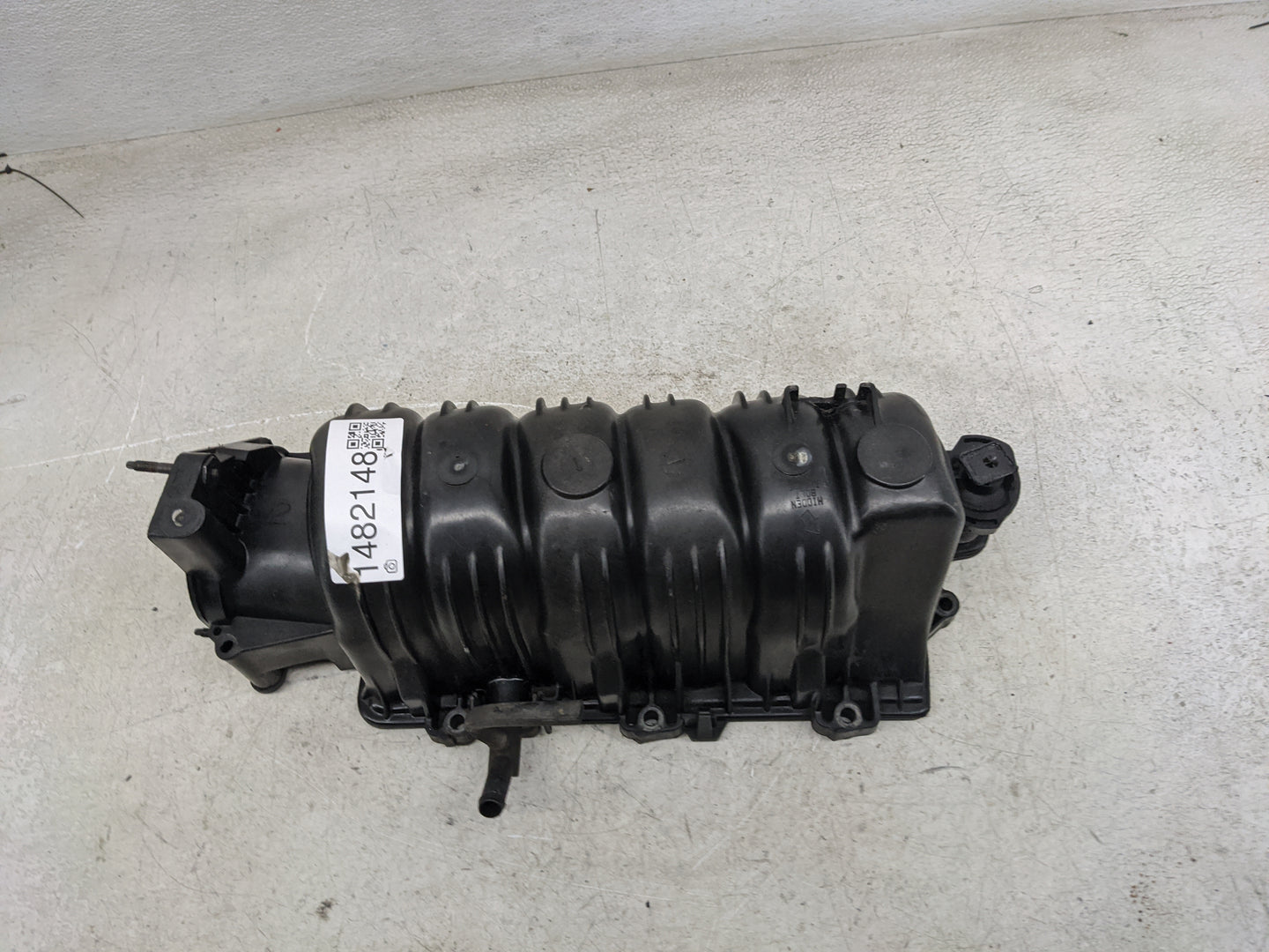 1997 Buick Lesabre Air Intake Manifold Fits OEM Used Auto Parts - Oemusedautoparts1.com