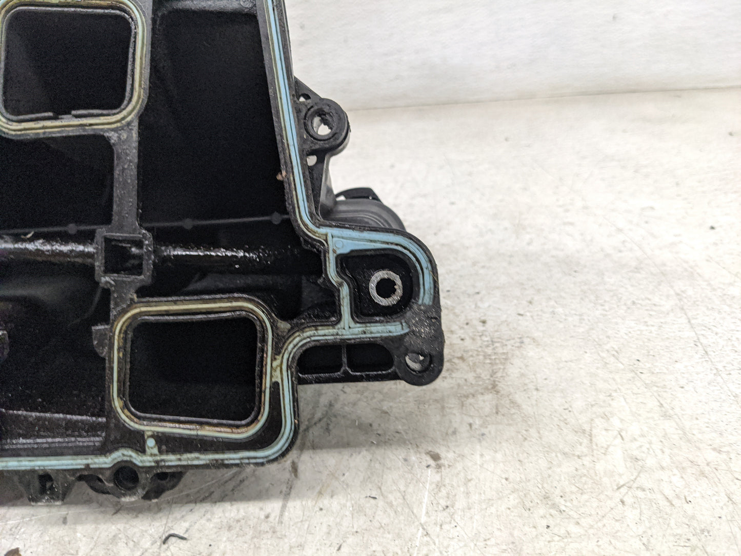 1997 Buick Lesabre Air Intake Manifold Fits OEM Used Auto Parts - Oemusedautoparts1.com
