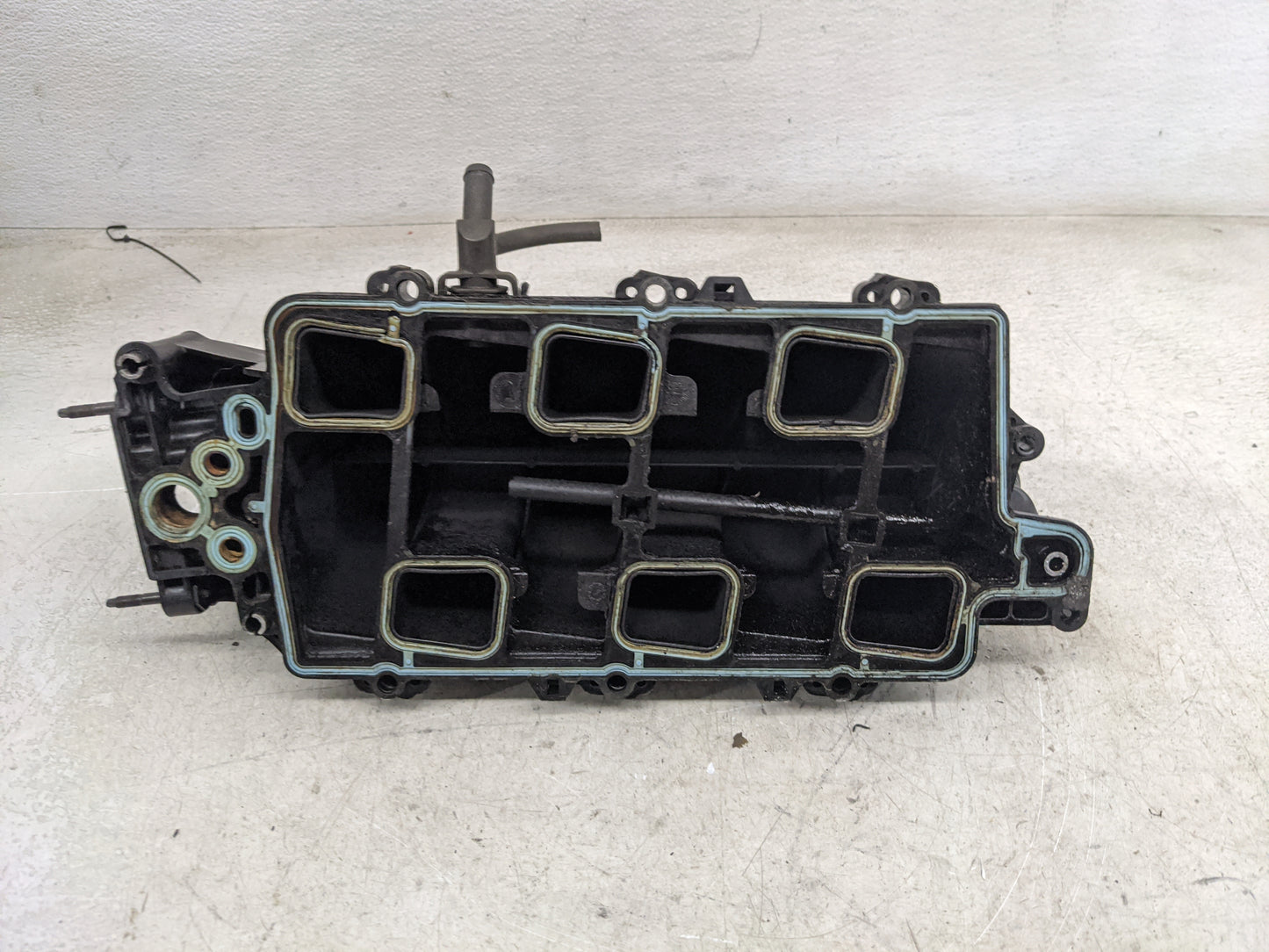 1997 Buick Lesabre Air Intake Manifold Fits OEM Used Auto Parts - Oemusedautoparts1.com