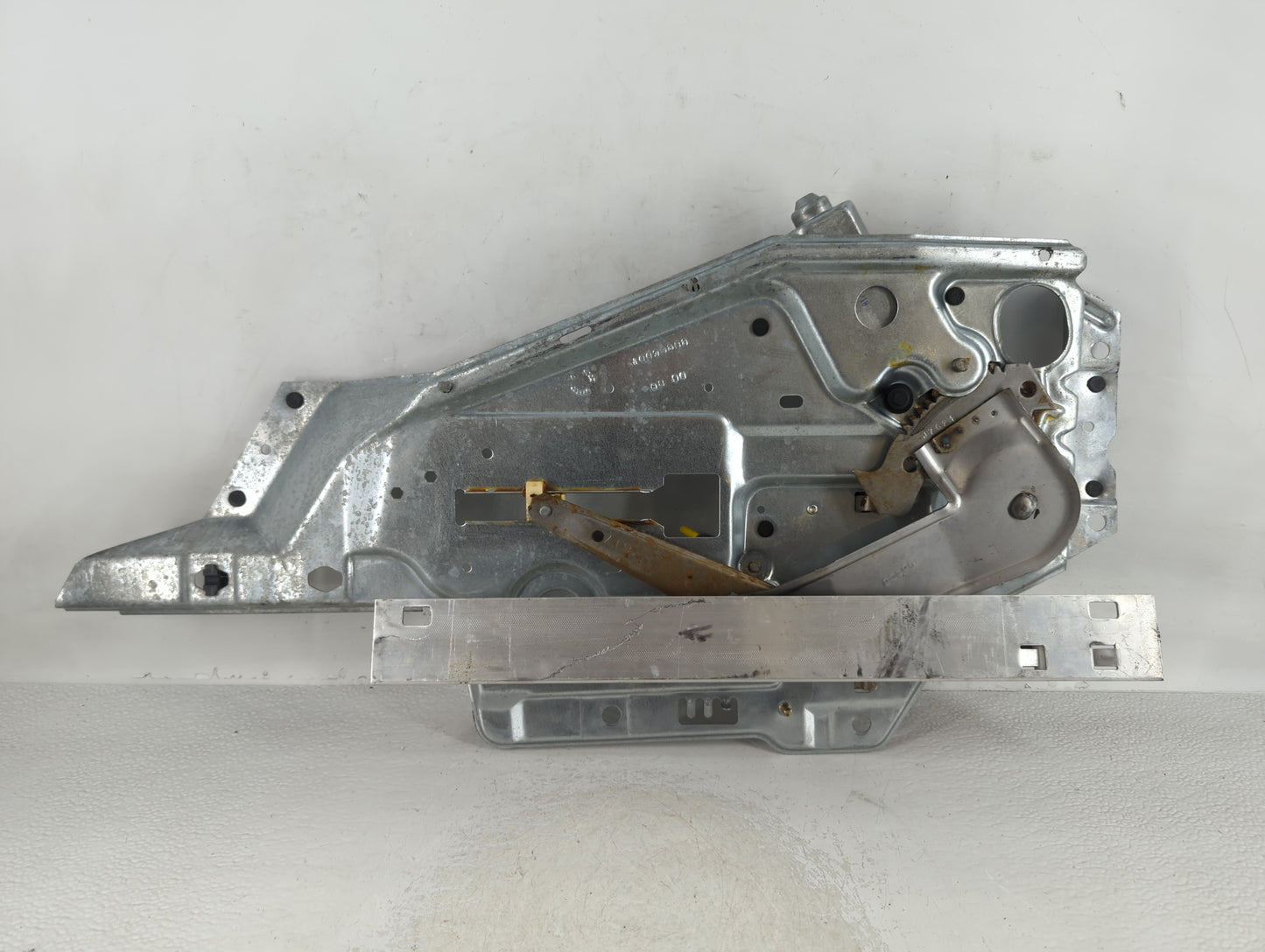 1992-1999 Buick Lesabre Driver Left Rear Window Regulator 700974 - Oemusedautoparts1.com