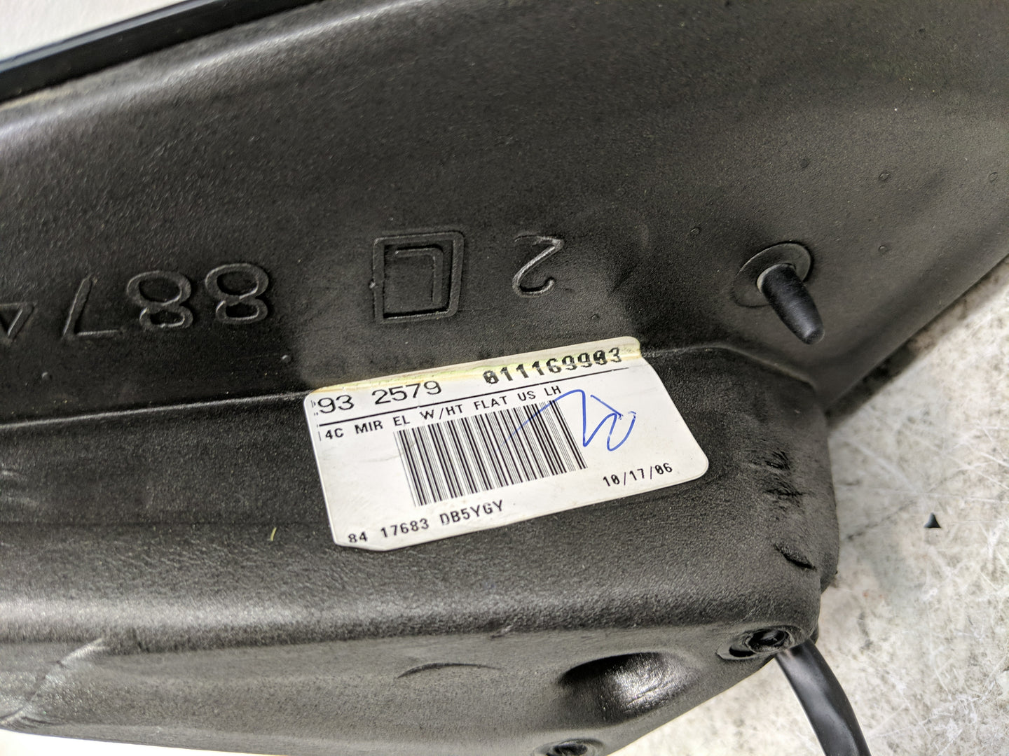 1997 Buick Park Avenue Driver Side View Mirror - Left Door Mirror OEM Used - Oemusedautoparts1.com