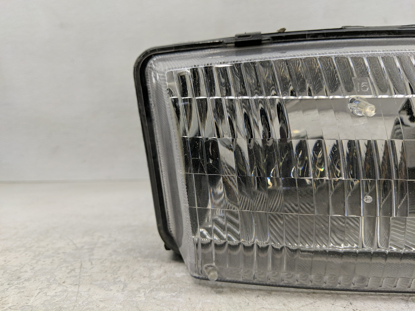 1996-1998 Buick Skylark Passenger Right Oem Head Light Headlight Lamp - Oemusedautoparts1.com