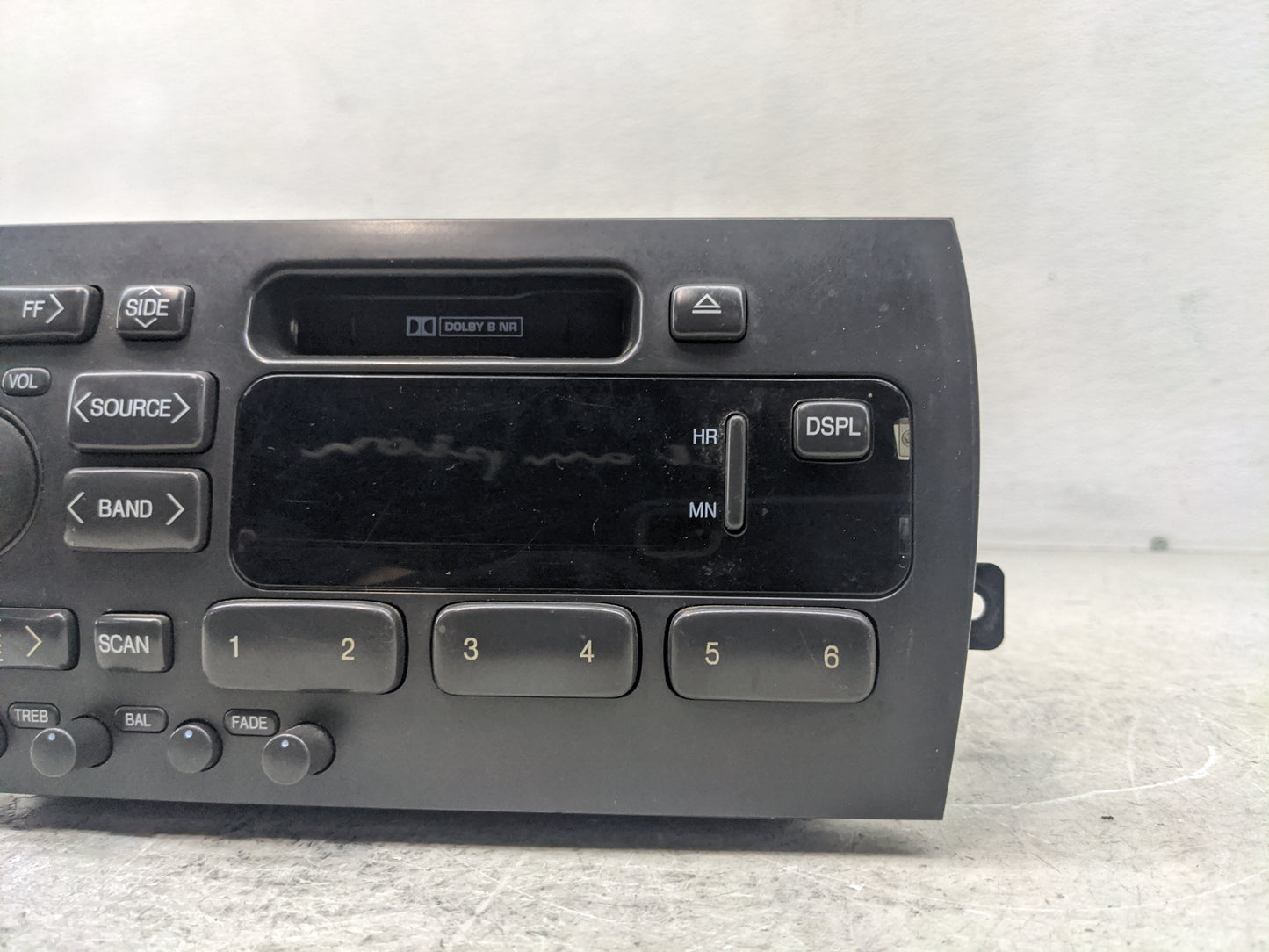 1997 Cadillac Catera Radio AM FM Cd Player Receiver Replacement P/N:16208766 Fits OEM Used Auto Parts - Oemusedautoparts1.co