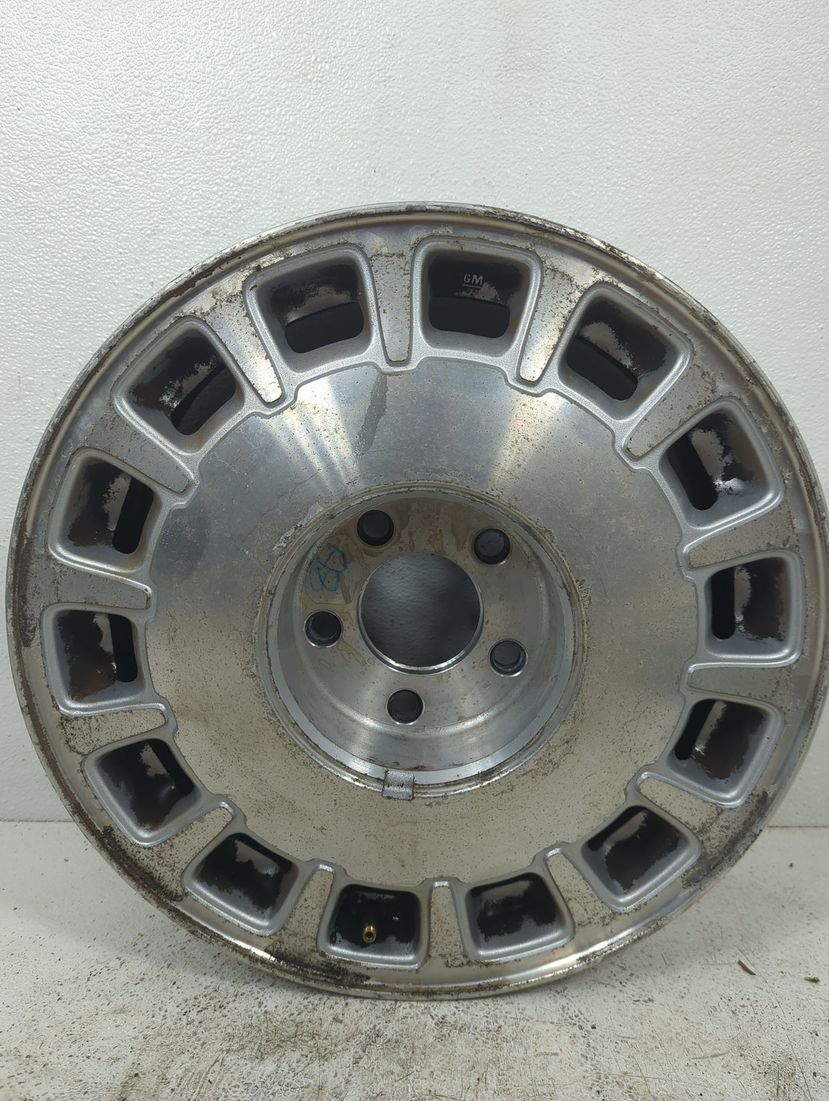 1997 Cadillac Deville Oem Wheel Rim 5035599 - Oemusedautoparts1.com