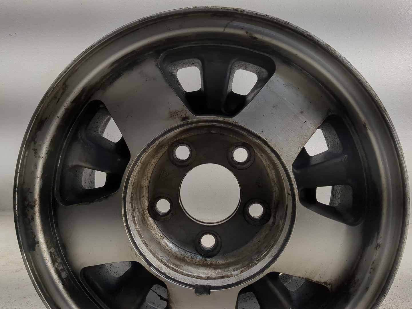 Chevrolet 1500 Oem Wheel Rim 1323703 - Oemusedautoparts1.com