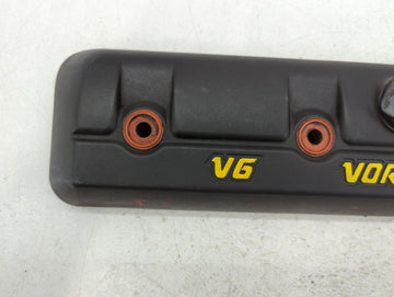 1997 Chevrolet 1500 Driver Left Cylinder Head Valve Cover P/N:12554257 Fits OEM Used Auto Parts