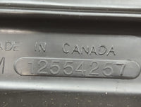 1997 Chevrolet 1500 Driver Left Cylinder Head Valve Cover P/N:12554257 Fits OEM Used Auto Parts - Oemusedautoparts1.com