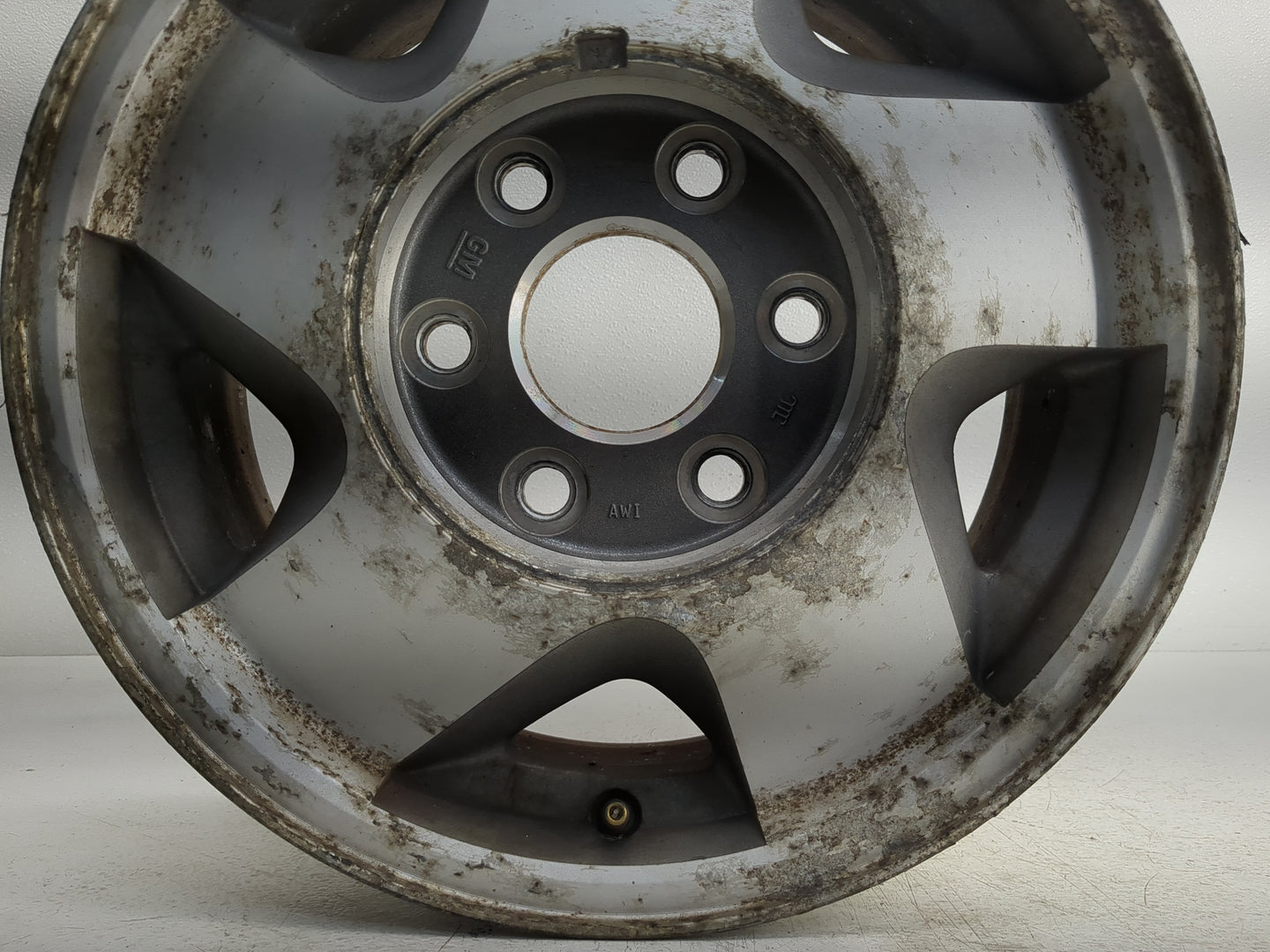 Chevrolet K1500 Oem Wheel Rim 1168077 - Oemusedautoparts1.com