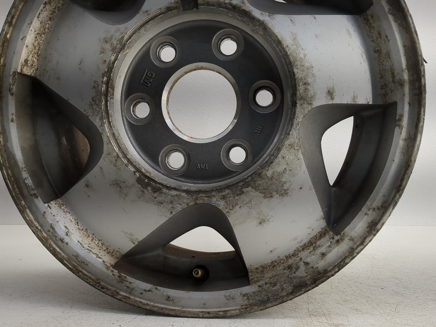 Chevrolet K1500 Oem Wheel Rim 1168077 - Oemusedautoparts1.com