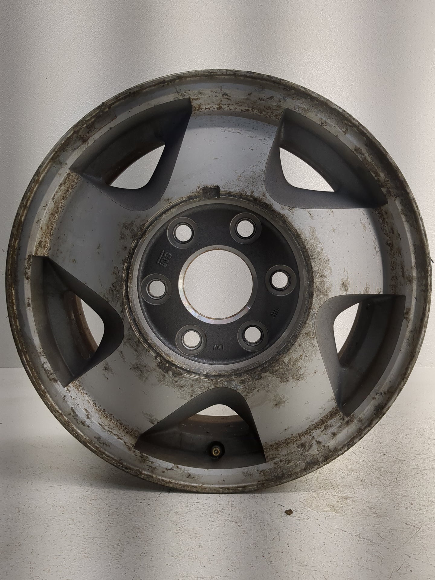 Chevrolet K1500 Oem Wheel Rim 1168077 - Oemusedautoparts1.com