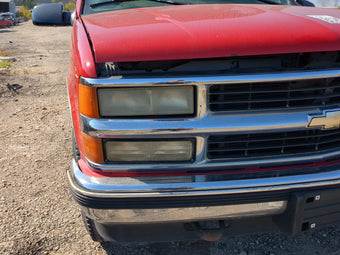 compare product Chevrolet K1500 Passenger Right Oem Head Light Headlight Lamp 1177296
