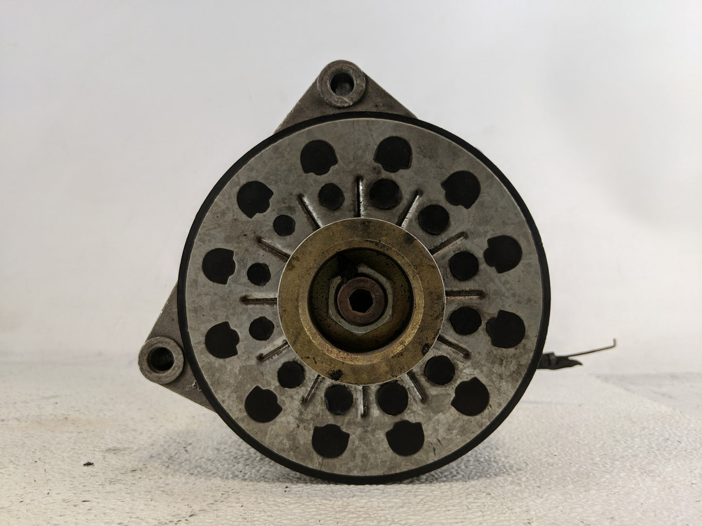 1997 Chevrolet K1500 Alternator Replacement Generator Charging Assembly Engine OEM Fits Fits 1996 1998 1999 2000 OEM Used Au