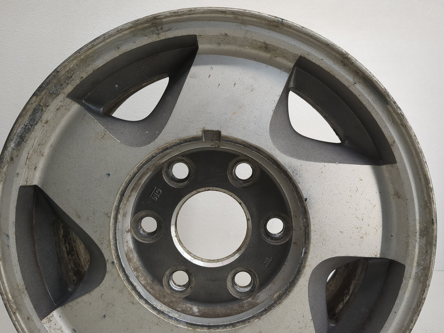 Chevrolet K1500 Oem Wheel Rim 1227720 - Oemusedautoparts1.com