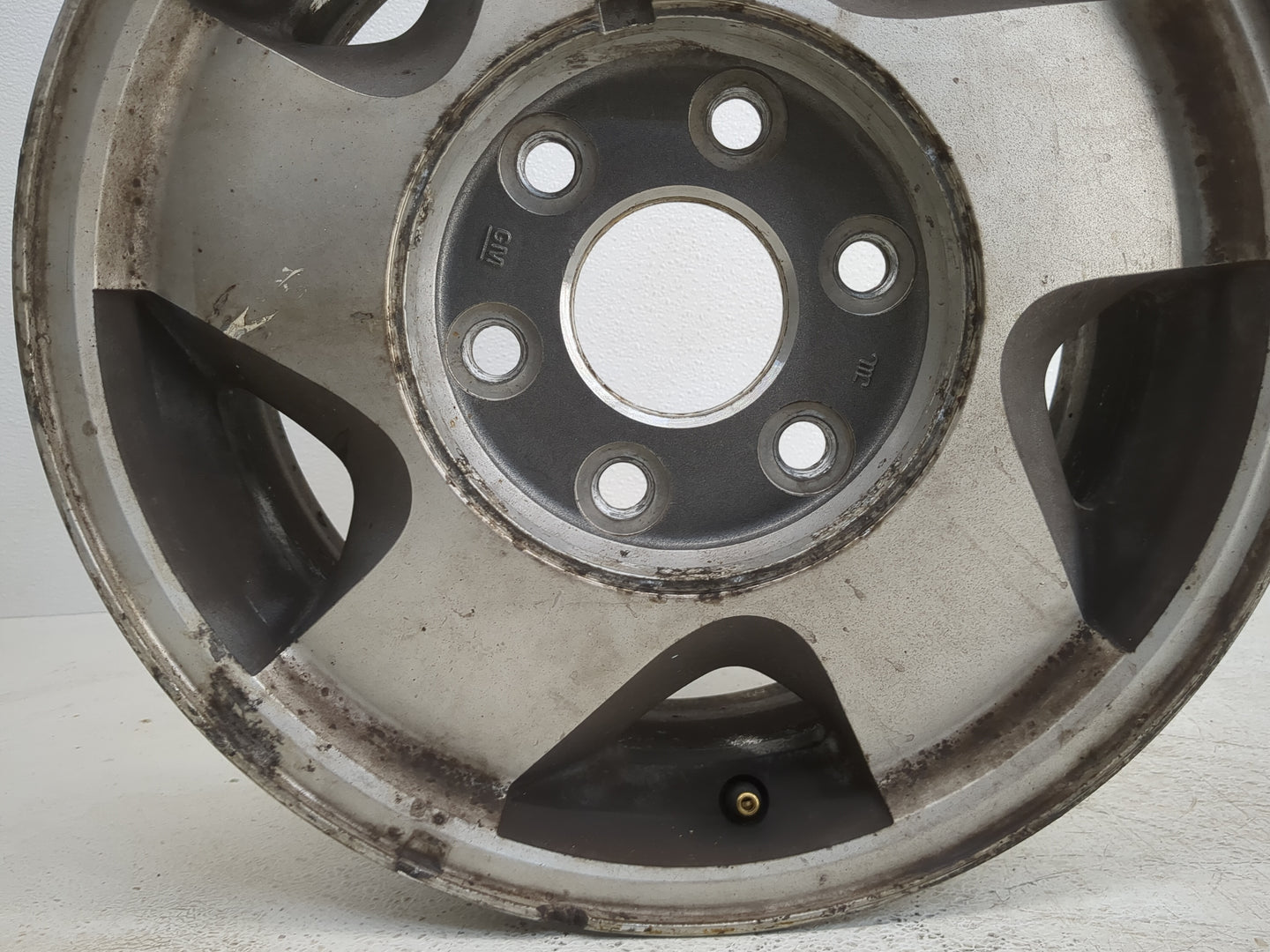 Chevrolet K1500 Oem Wheel Rim 1227726 - Oemusedautoparts1.com