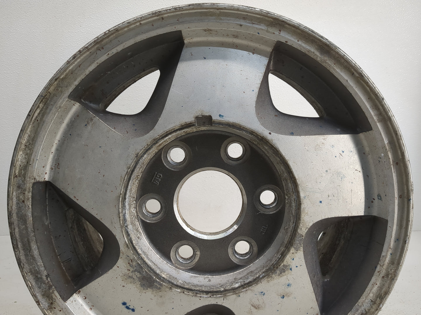 Chevrolet K1500 Oem Wheel Rim 1227727 - Oemusedautoparts1.com