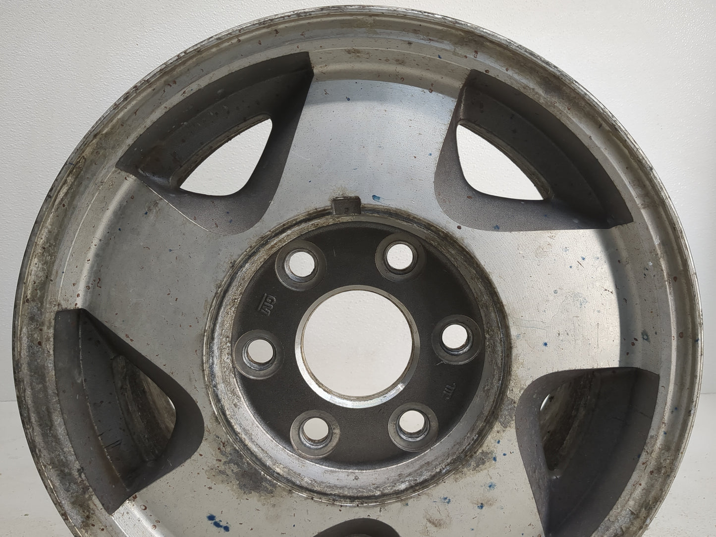 Chevrolet K1500 Oem Wheel Rim 1227727 - Oemusedautoparts1.com