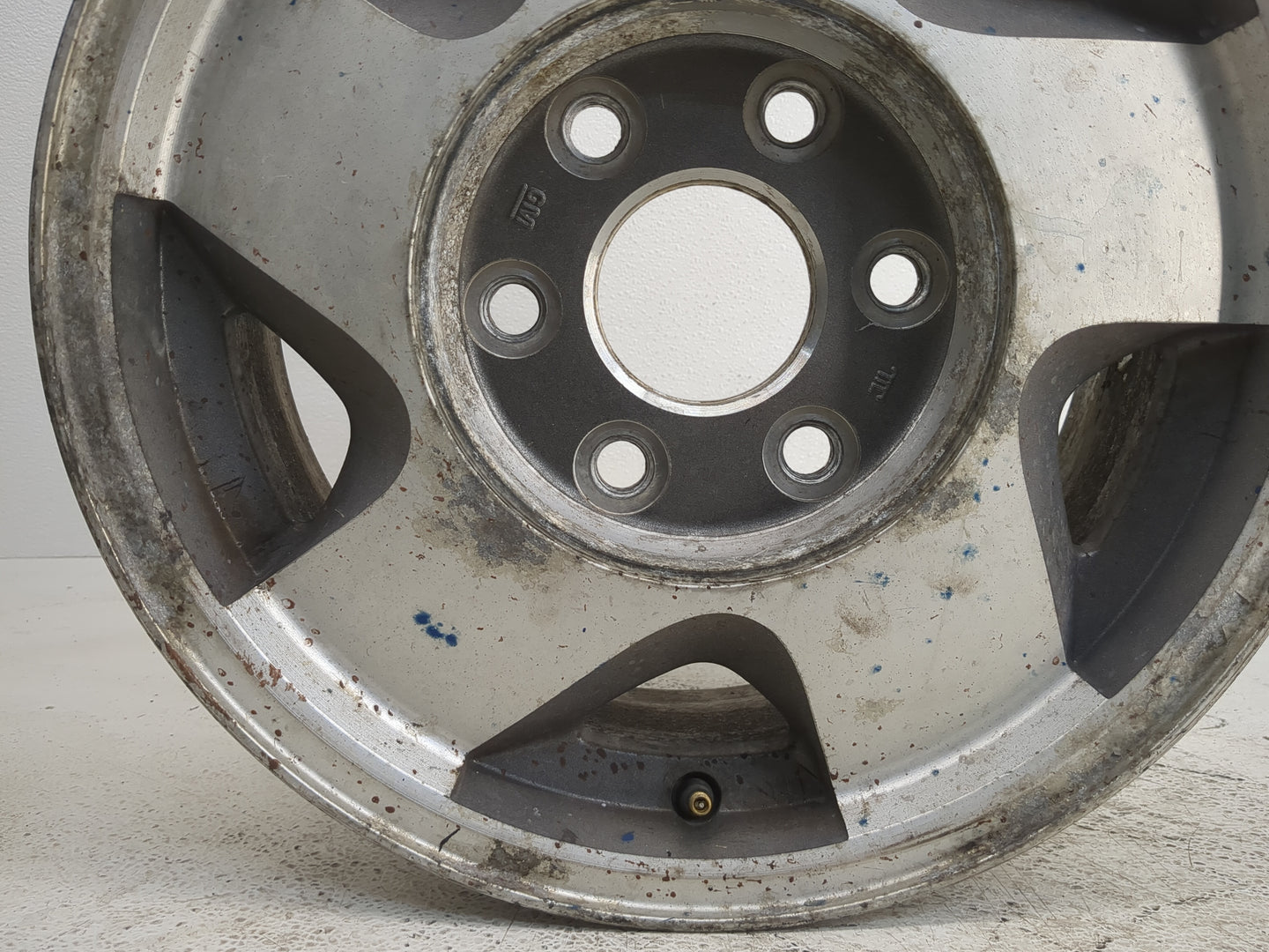 Chevrolet K1500 Oem Wheel Rim 1227727 - Oemusedautoparts1.com