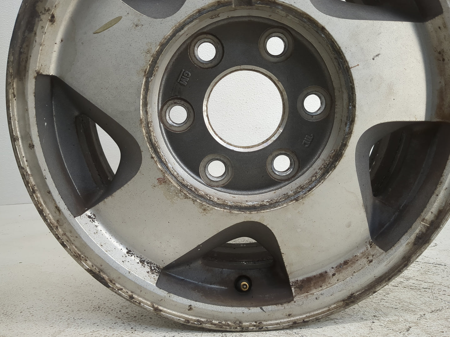 Chevrolet K1500 Oem Wheel Rim 1227729 - Oemusedautoparts1.com