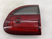 1997-2005 Chevrolet Malibu Tail Light Assembly Passenger Right OEM P/N:22605914 Fits OEM Used Auto Parts - Oemusedautoparts1