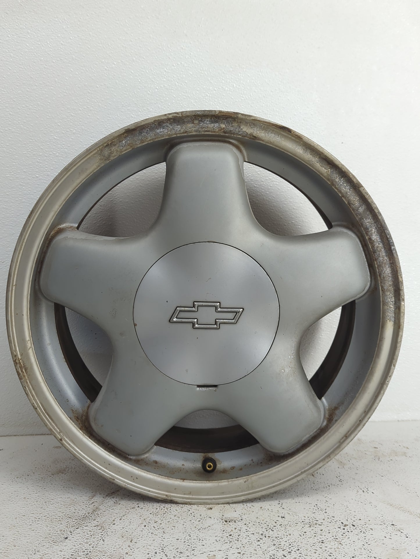 1995-1997 Chevrolet Monte Carlo Oem Wheel Rim 899687 - Oemusedautoparts1.com
