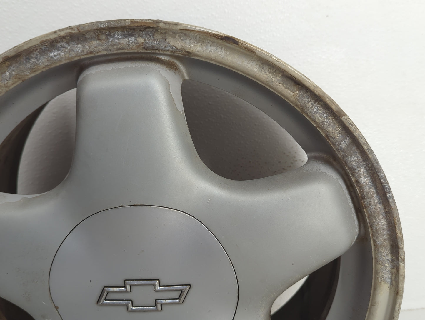 1995-1997 Chevrolet Monte Carlo Oem Wheel Rim 899687 - Oemusedautoparts1.com