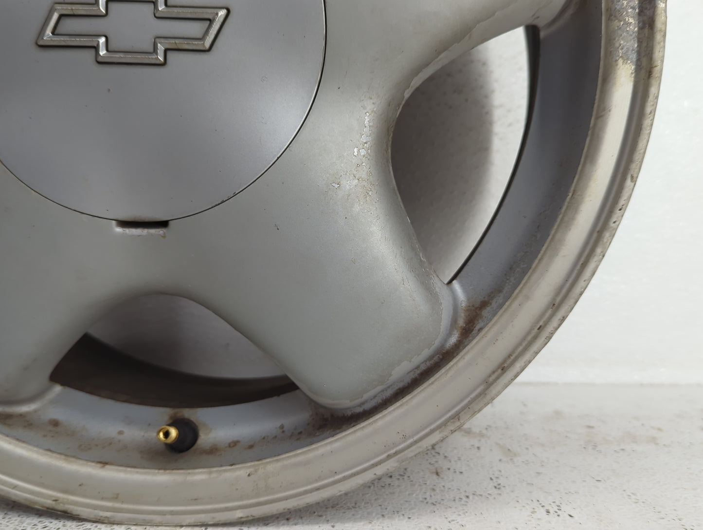 1995-1997 Chevrolet Monte Carlo Oem Wheel Rim 899687 - Oemusedautoparts1.com