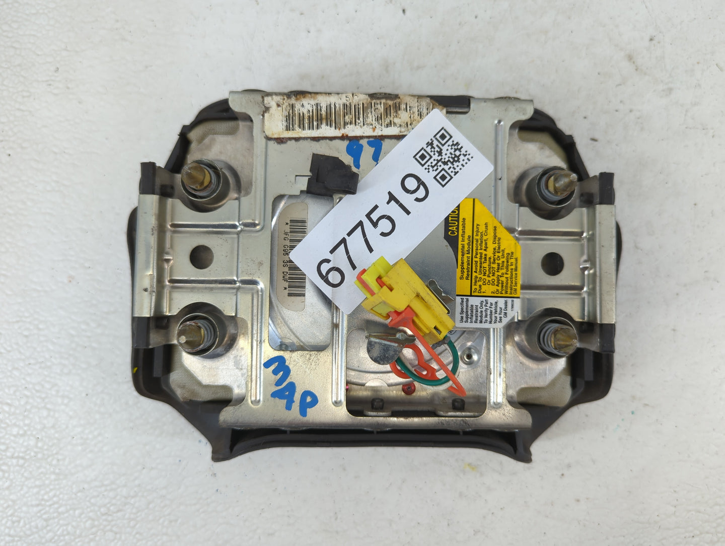 1996-1997 Chevrolet S10 Air Bag Driver Left Steering Wheel Mounted - Oemusedautoparts1.com