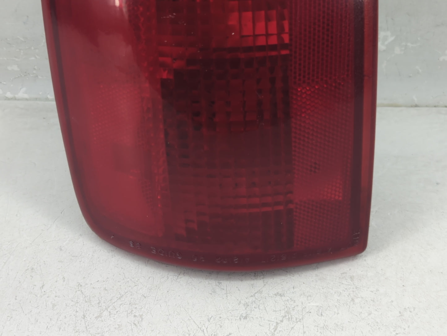 1997 Chevrolet S10 Blazer Tail Light Assembly Passenger Right OEM P/N:16518500A Fits OEM Used Auto Parts - Oemusedautoparts1