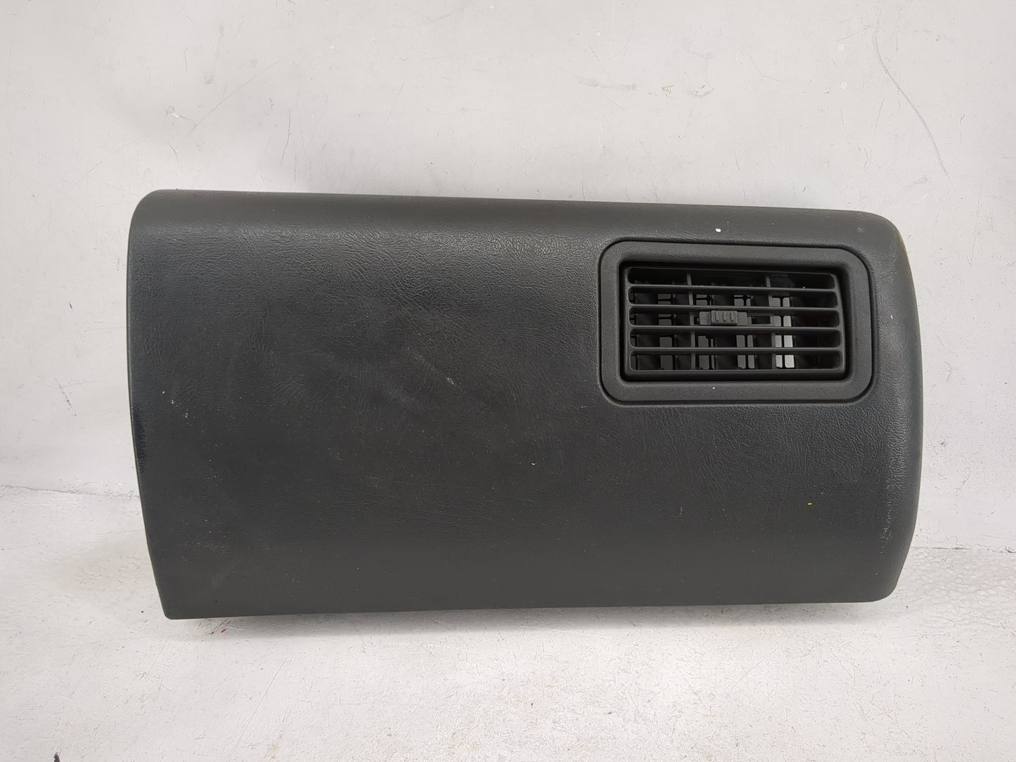 1997 Chevrolet S10 Blazer Passenger Glove Box Door Storage Compartment - Oemusedautoparts1.com