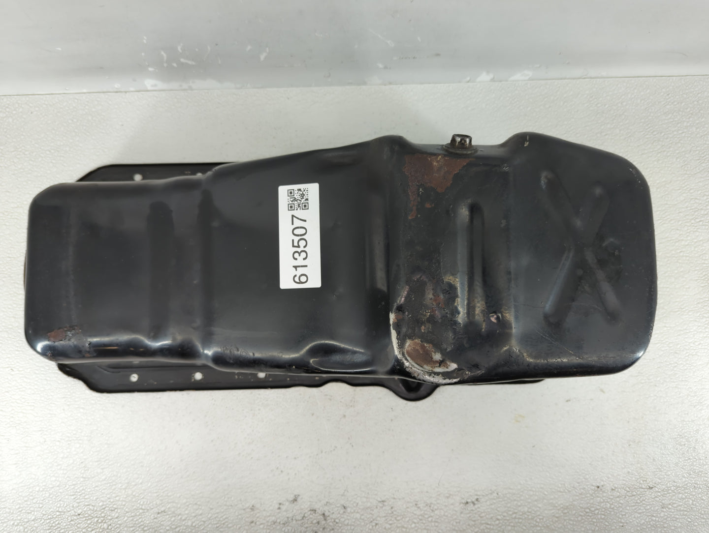 1997 Chevrolet Suburban 1500 Engine Oil Pan Fits OEM Used Auto Parts - Oemusedautoparts1.com
