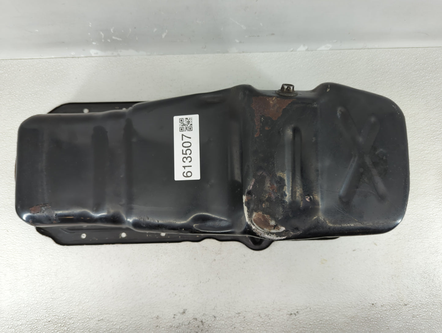 1997 Chevrolet Suburban 1500 Engine Oil Pan Fits OEM Used Auto Parts - Oemusedautoparts1.com