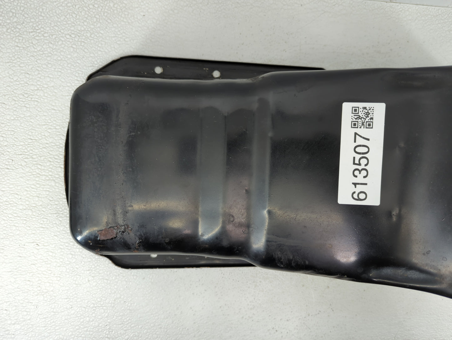 1997 Chevrolet Suburban 1500 Engine Oil Pan Fits OEM Used Auto Parts - Oemusedautoparts1.com