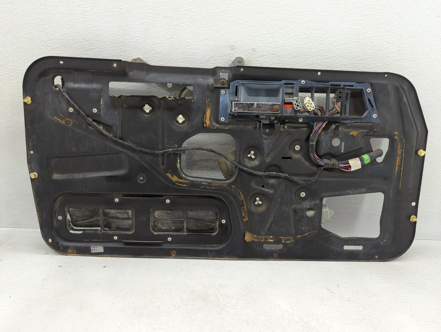 Chevrolet Suburban 2500 Driver Left Front Window Regulator - Oemusedautoparts1.com