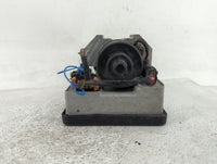 1996-1997 Chevrolet Tahoe ABS Pump Control Module Replacement P/N:12765501 Fits Fits 1996 1997 OEM Used Auto Parts - Oemused