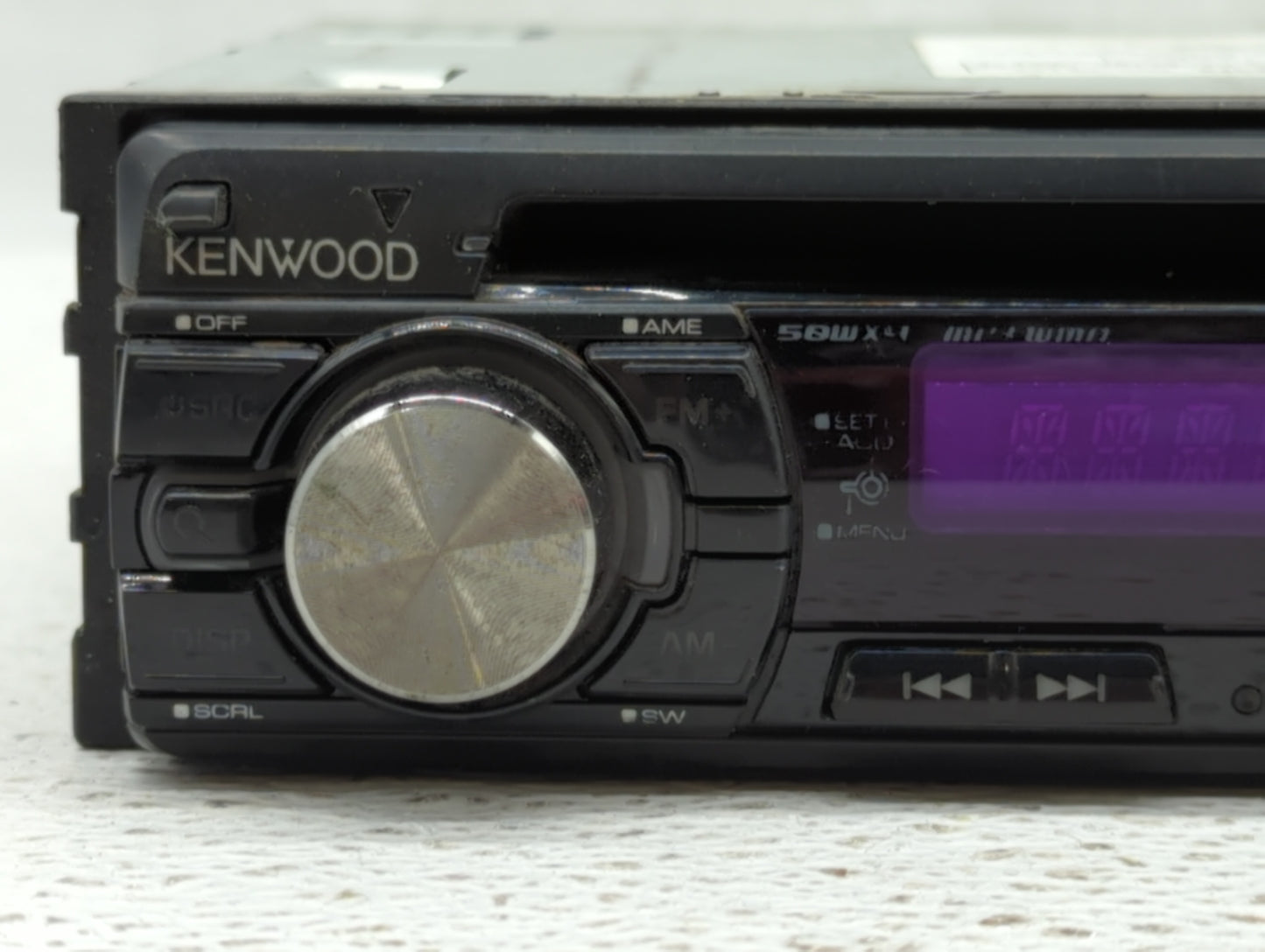 1997 Chevrolet Tahoe Radio AM FM Cd Player Receiver Replacement Fits OEM Used Auto Parts - Oemusedautoparts1.com