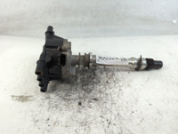 1996-2000 Chevrolet Tahoe Engine Ignition Distributor OEM Fits Fits 1996 1997 1998 1999 2000 2001 2002 OEM Used Auto Parts -
